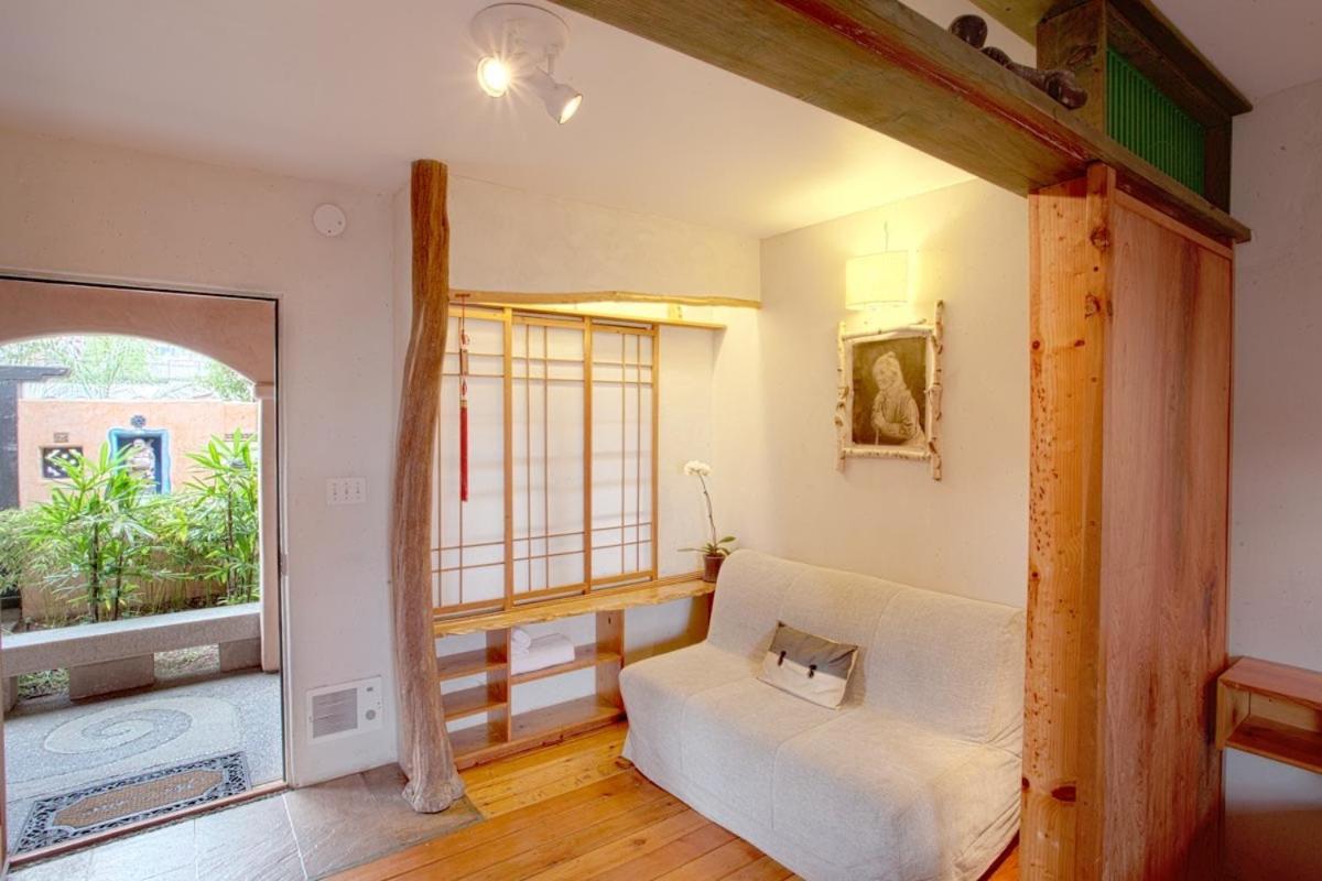 Les Artistes Inn 델마르 객실 사진